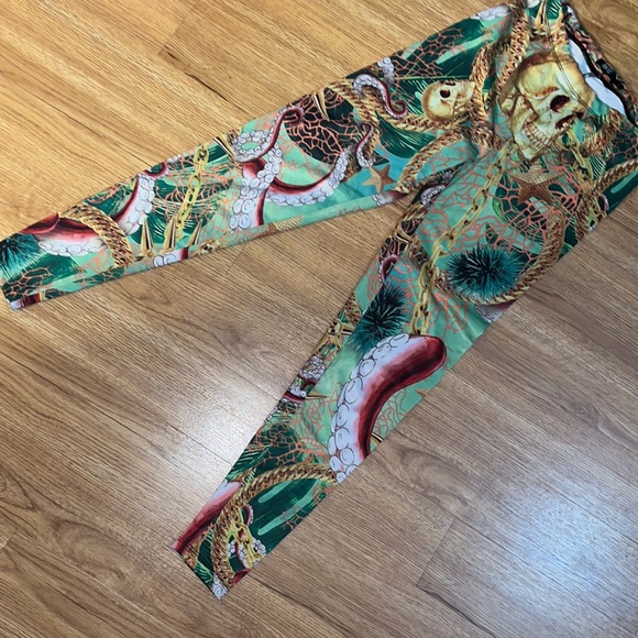 🐙🫦☠️•🤜🏼IRON FIST x Octopus x Skull Vibes☠️🫦🐙 - Picture 7 of 9